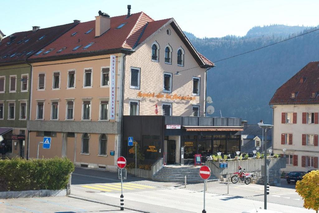Hotel La Fontaine Saint-Imier ภายนอก รูปภาพ