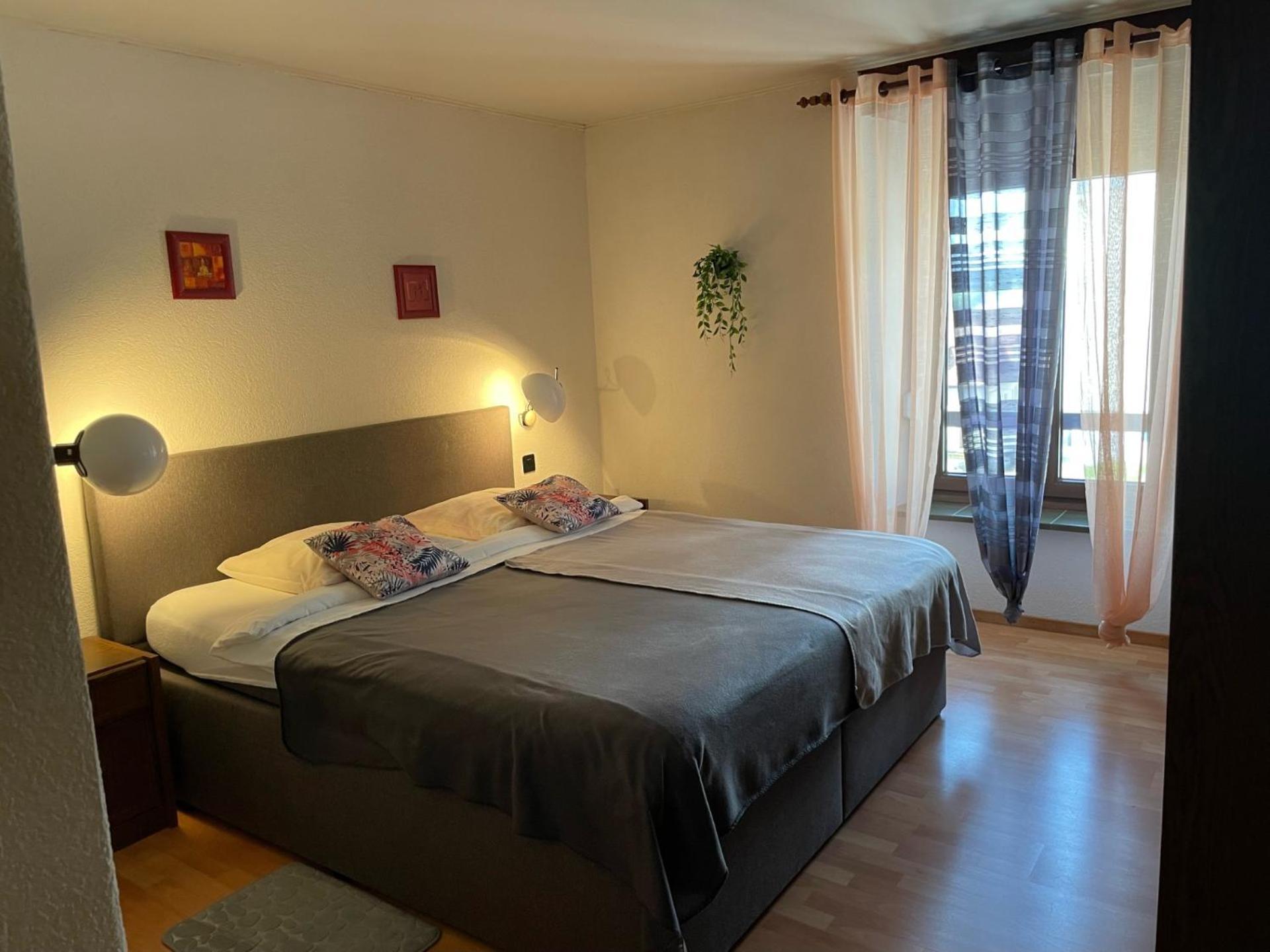 Hotel La Fontaine Saint-Imier ภายนอก รูปภาพ